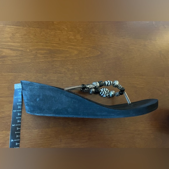 Rocket Dog Beaded Wedge Sandal - Picture 6 of 6